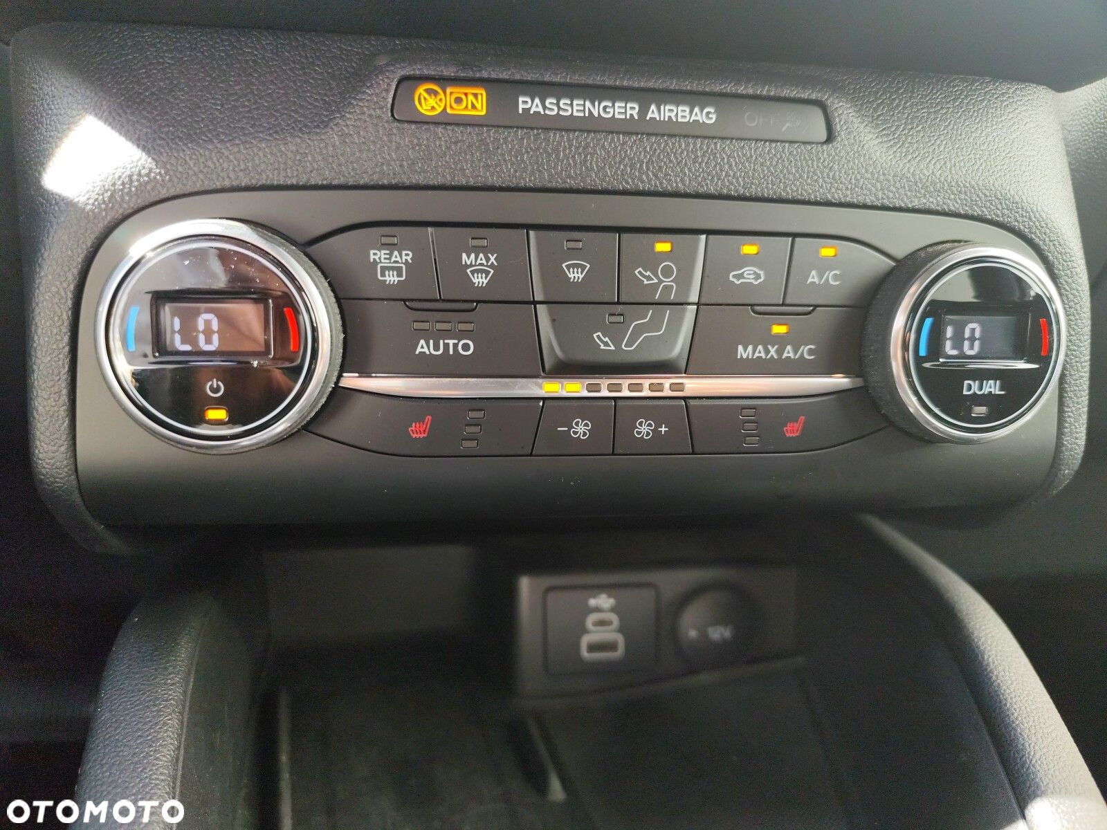 Ford Kuga - 26