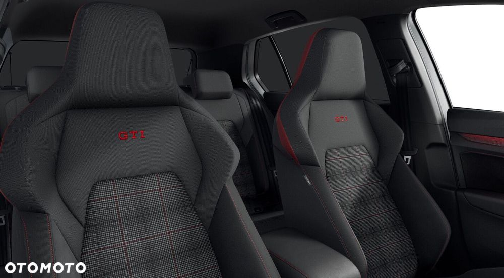 Volkswagen Golf - 10