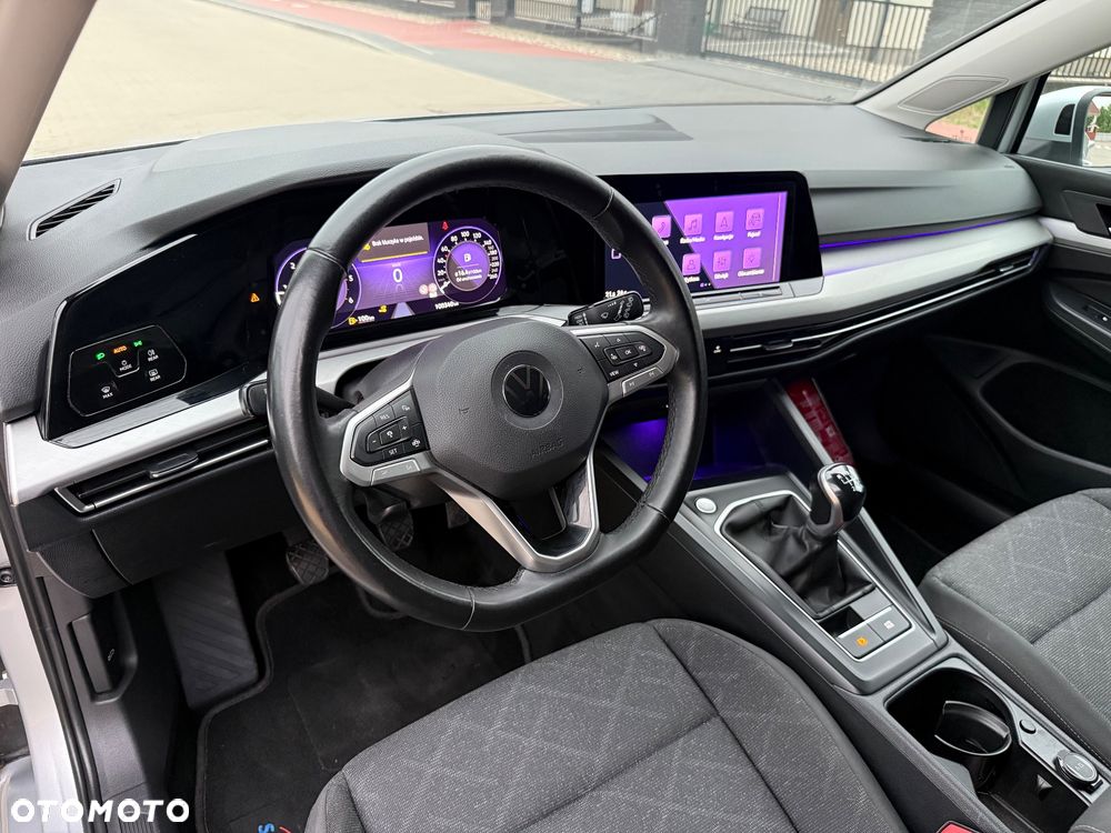 Volkswagen Golf - 23
