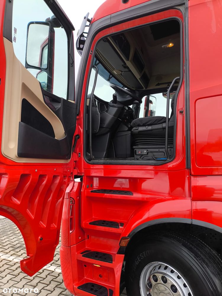 Mercedes-Benz Actros 2445 - 11