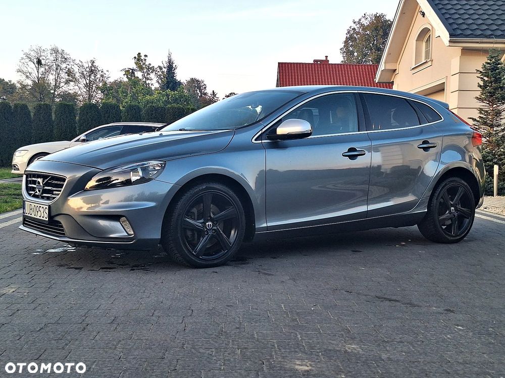 Volvo V40 D4 Momentum - 3