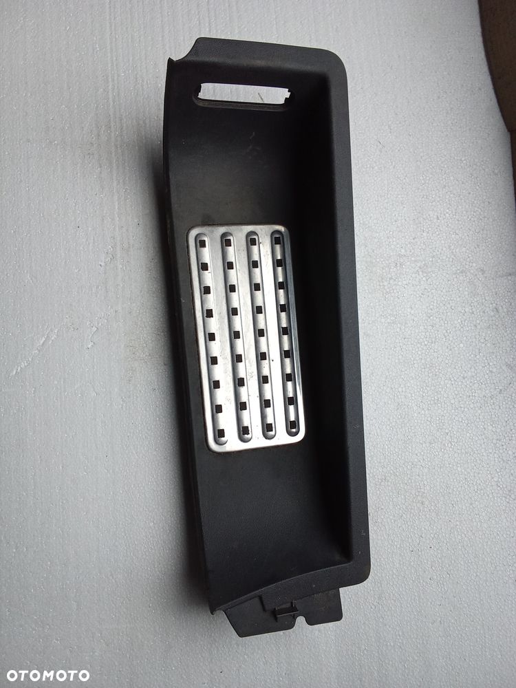 VW T5 Multivan nakładka progu stopień - 1