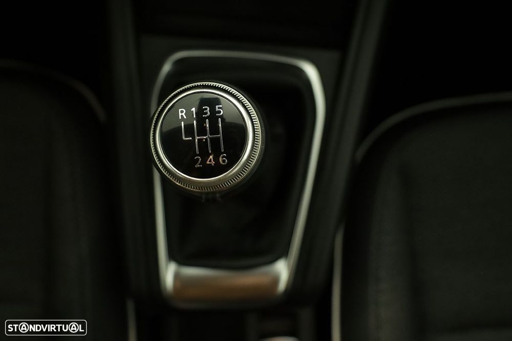 Renault Captur 1.0 TCe Techno Bi-Fuel - 14