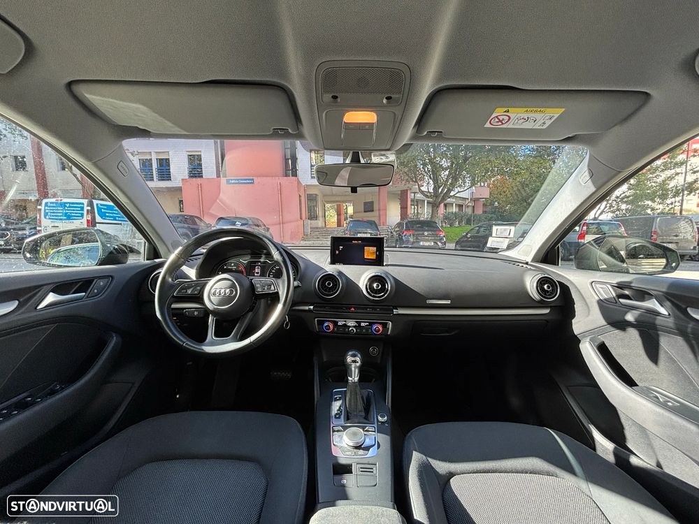 Audi A3 Limousine 30 TDI S tronic - 13