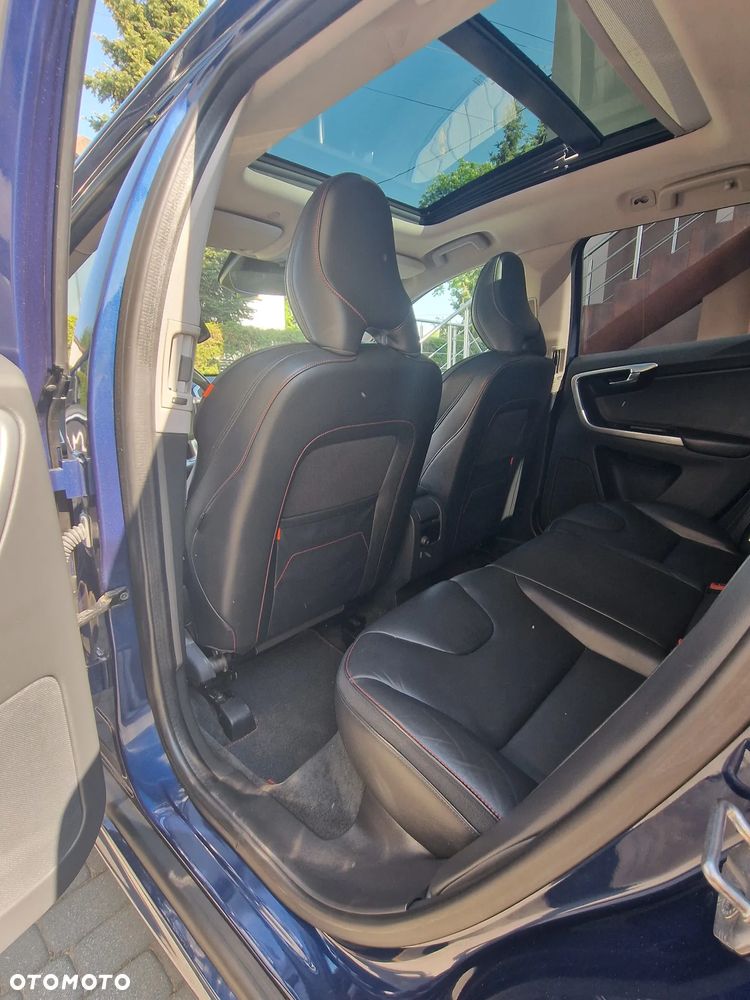 Volvo XC 60 - 25