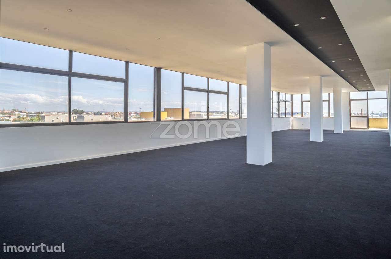 Escritório para venda em Perafita - Grande imagem: 3/40