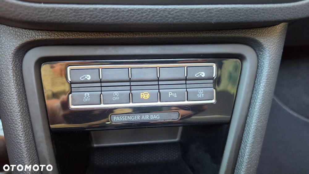 Volkswagen Sharan 2.0 TDI Highline - 21