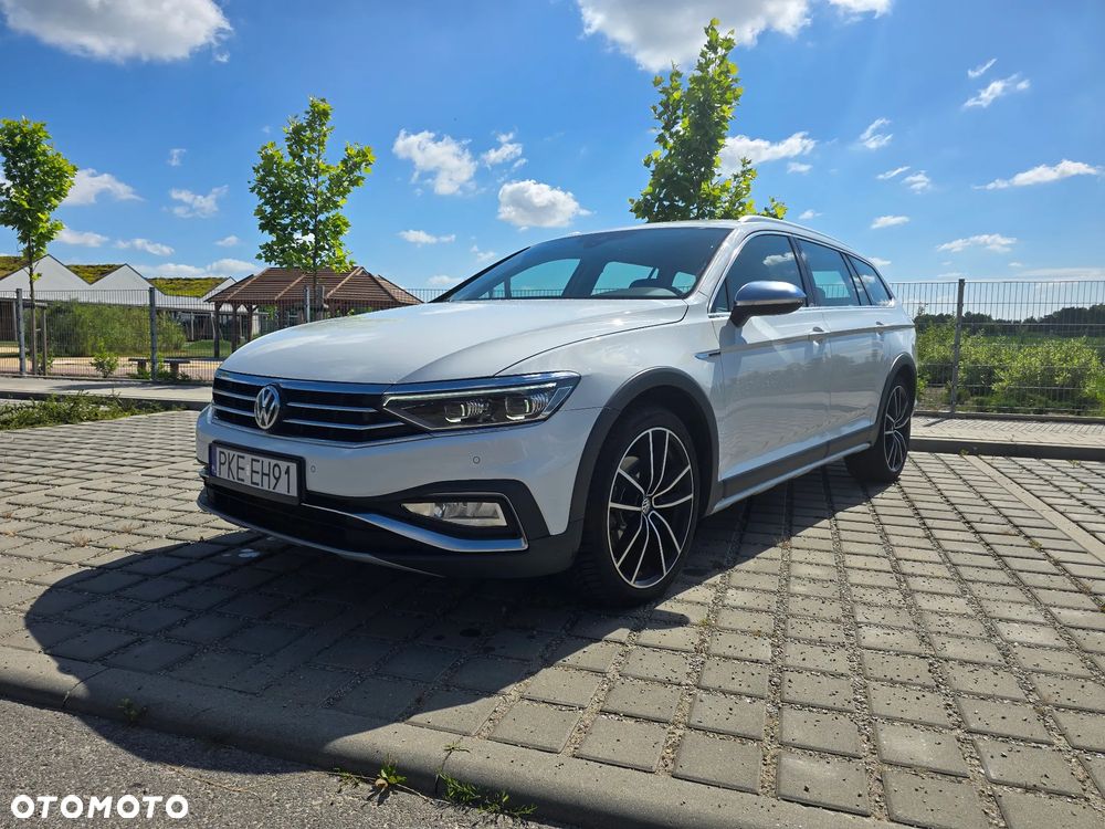 Volkswagen Passat Variant 2.0 TDI SCR 4Motion DSG Highline - 1