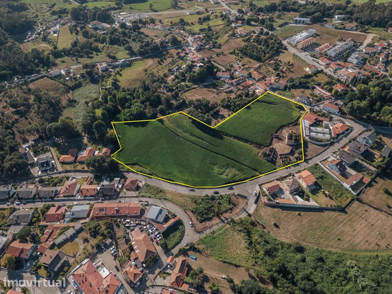 Quinta Terreno com 28000 m2 em Santa Maria da Feira - Grande imagem: 2/19
