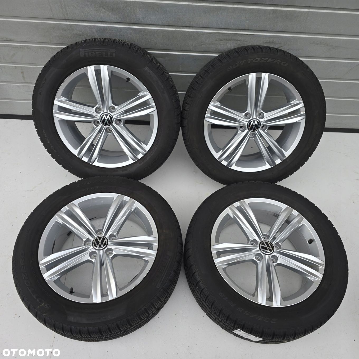 VW TIGUAN II 5NA 5X112 235/55R18 104H 18 ET43 23R 4X - 1