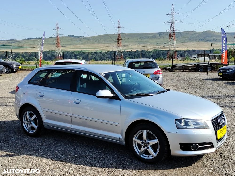 Audi A3 Sportback 1.6 TDI Ambiente - 3