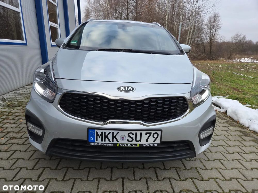 Kia Carens 1.6 GDI Dream Team Edition - 10