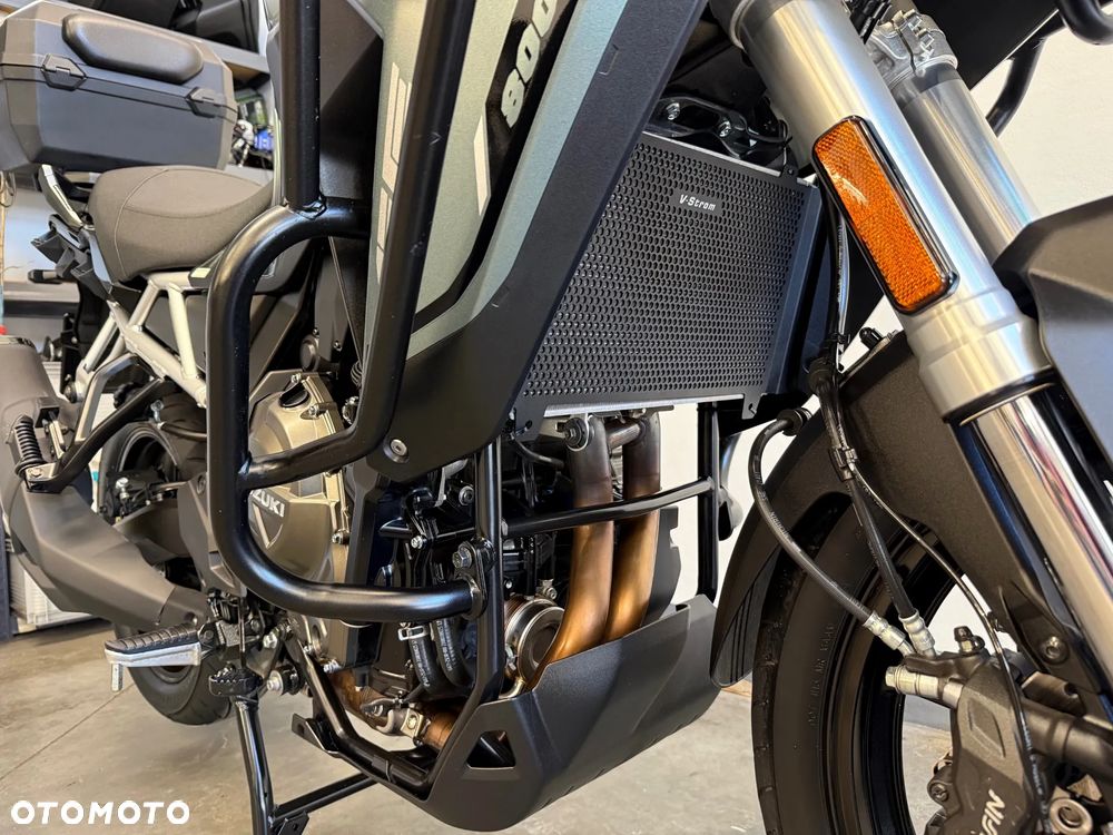 Suzuki V-STROM - 13