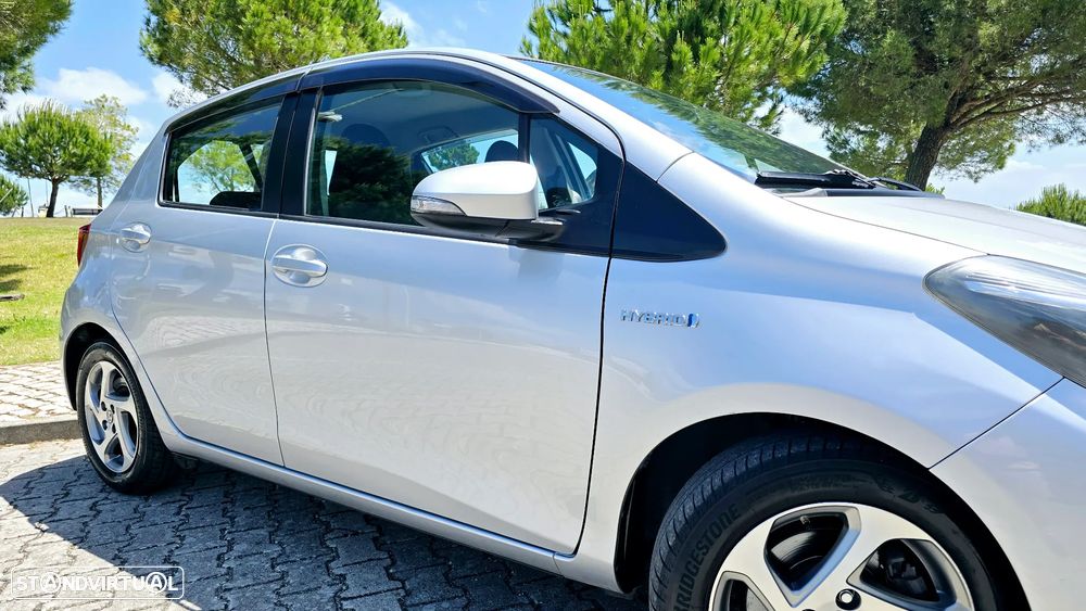 Toyota Yaris 1.5 HSD Comfort +P.Style+P.Techno - 15