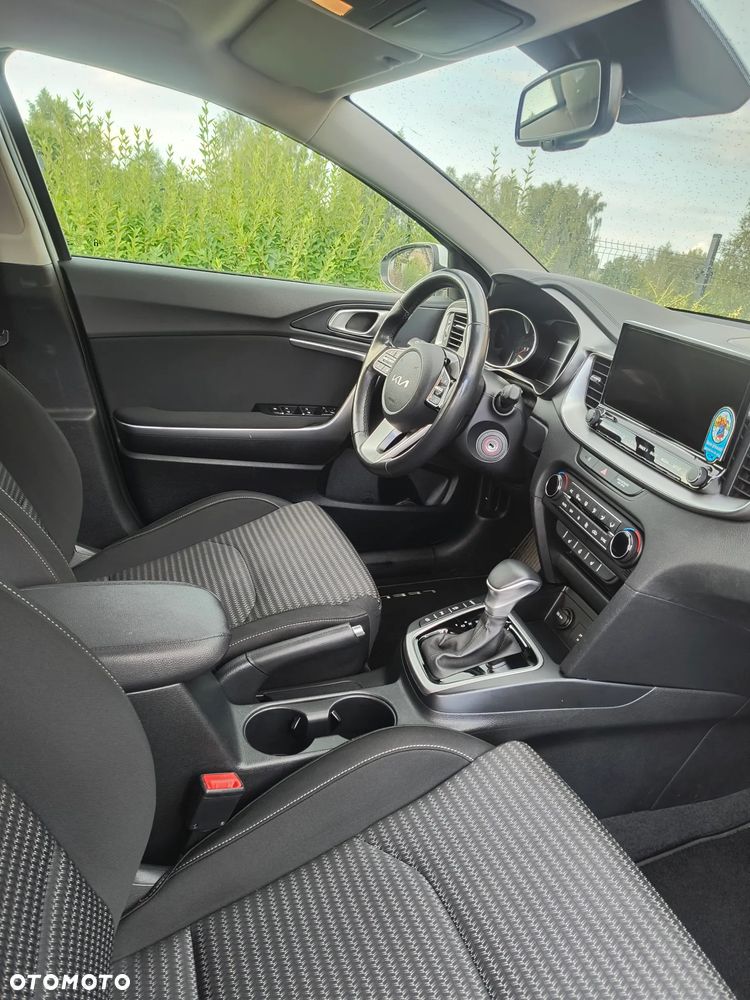 Kia Ceed 1.5 T-GDI L Business Line Plus DCT - 13