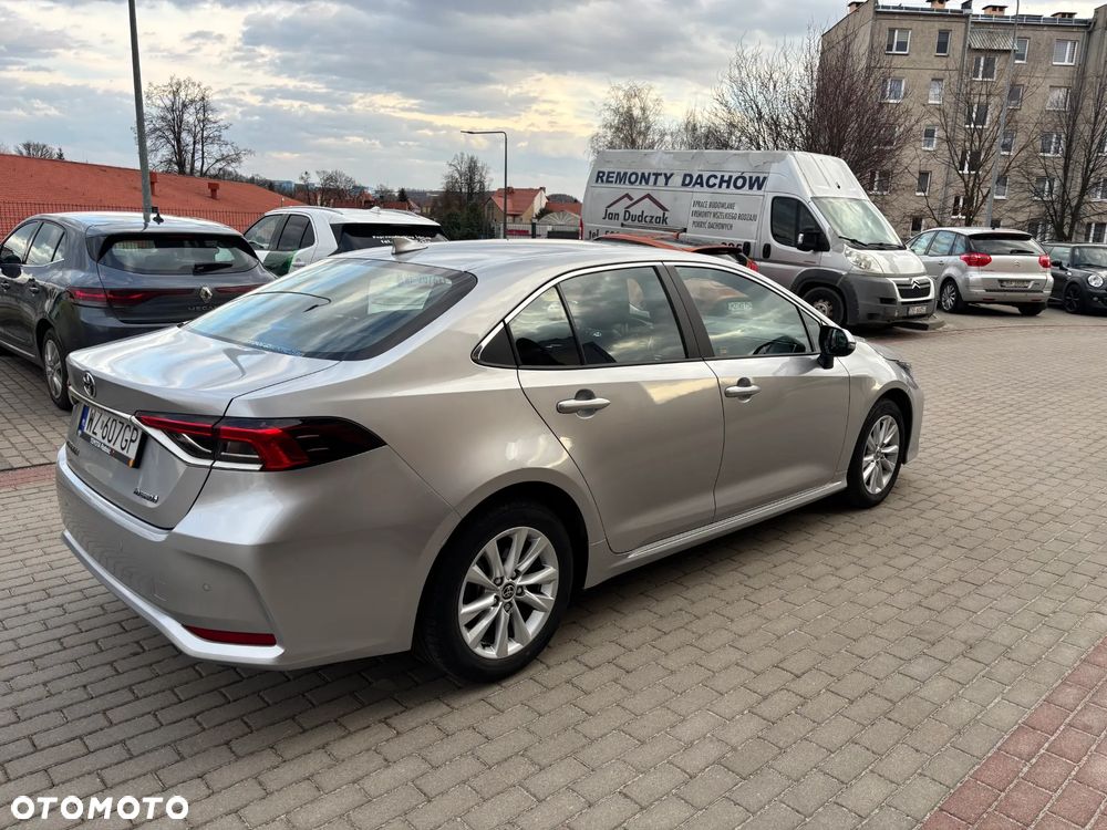 Toyota Corolla 1.8 Hybrid Executive - 10