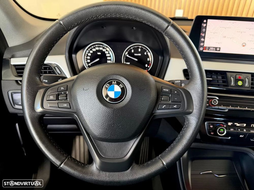 BMW X1 16 d sDrive Line xLine - 34