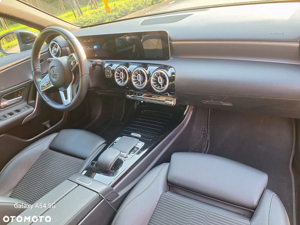 Mercedes-Benz Klasa A 200 AMG Line 7G-DCT - 27