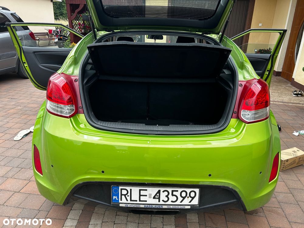 Hyundai Veloster 1.6 Style - 15