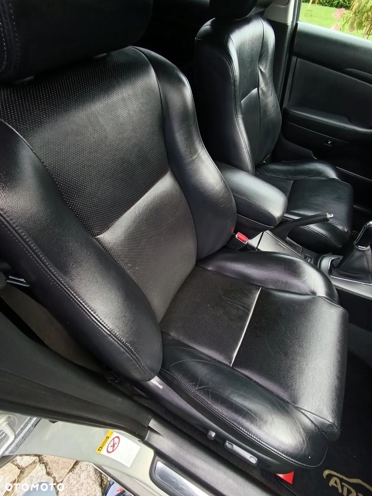 Toyota Avensis 2.0 D-4D Prestige - 9