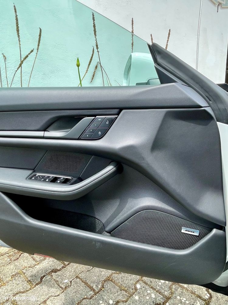 Porsche Taycan Cross Turismo 4S Sport bateria Performance Plus - 13