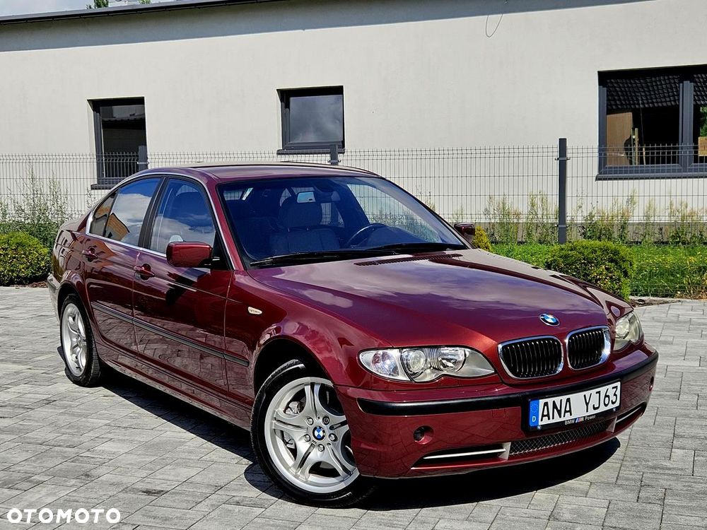 BMW Seria 3 330i Edition Exclusive - 17