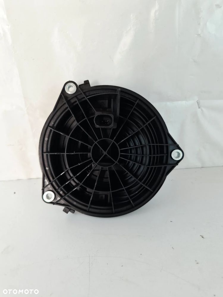 Klamka Znaczek Logo Klapy Bagażnika Tył 3C5827469E VW Passat B6 - 5