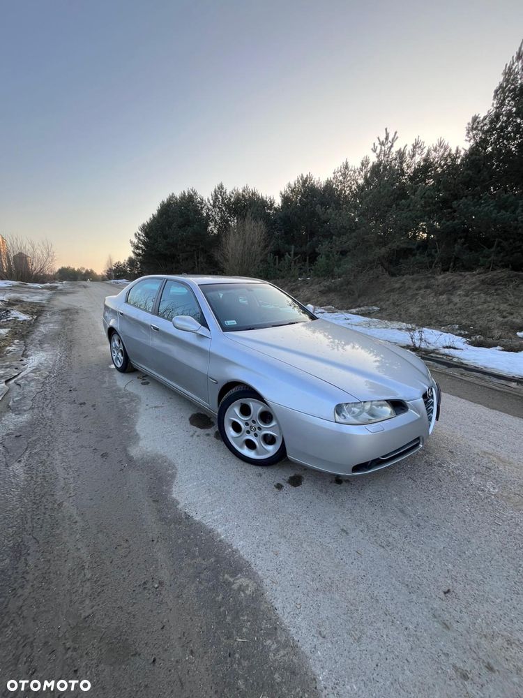 Alfa Romeo 166 - 3