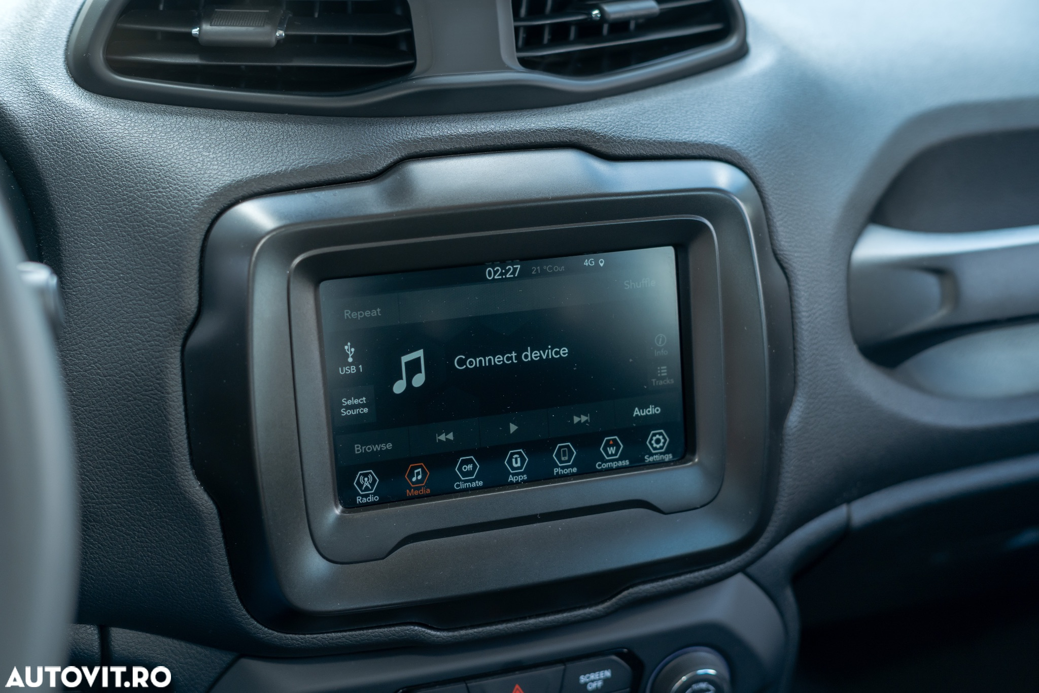 Jeep Renegade 1.0 Turbo 4x2 M6 Night Eagle - 39