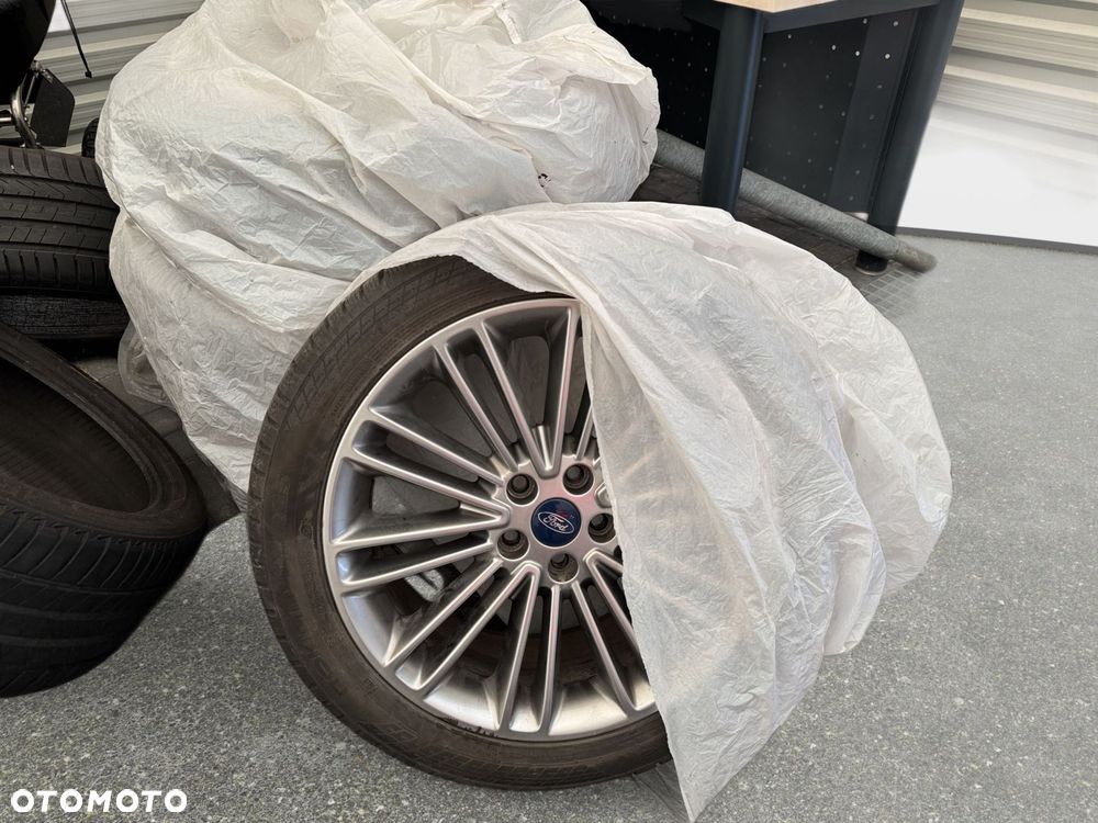 Ford Mondeo - 18