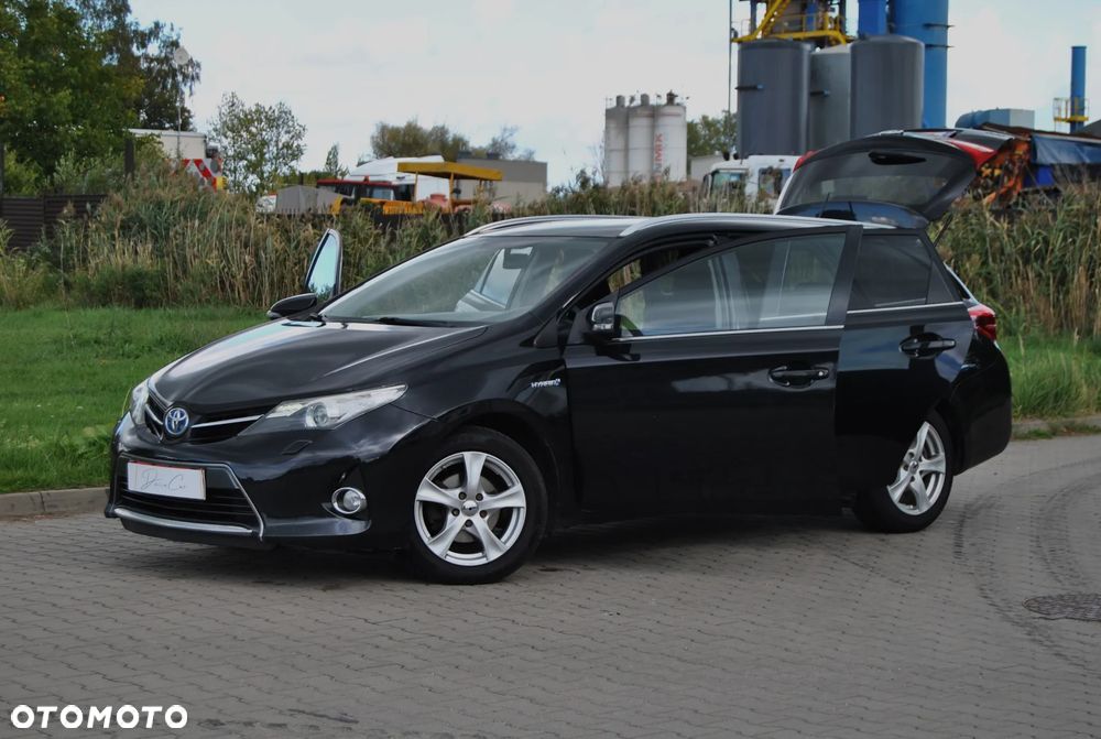 Toyota Auris 1.8 HSD Luna - 21