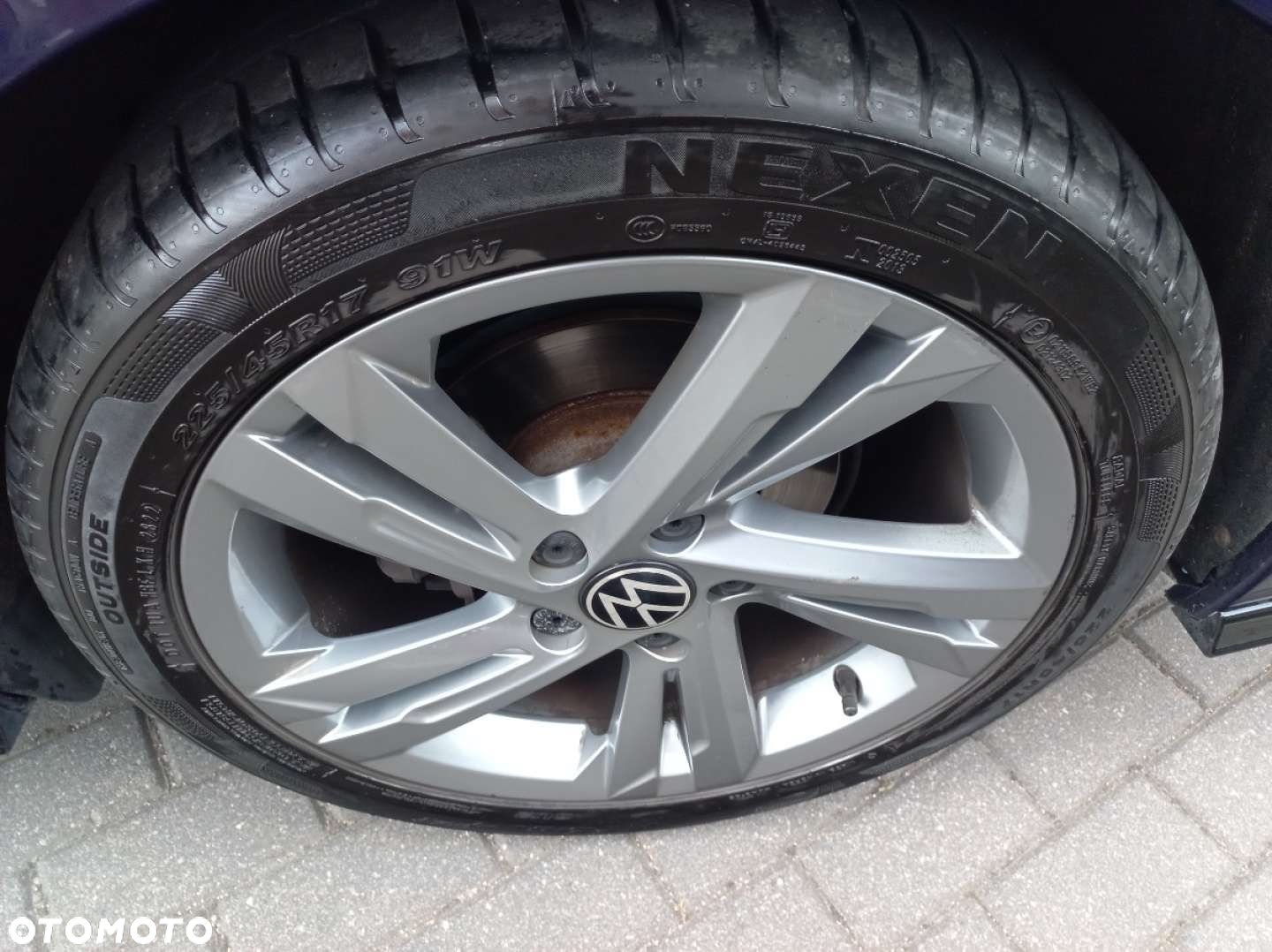 Volkswagen Golf - 9