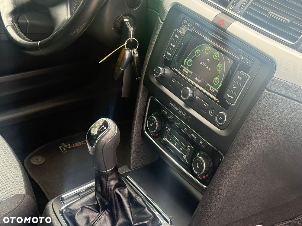 Skoda Superb 1.6 TDI GreenLine - 29