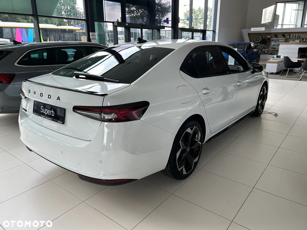 Skoda Superb 2.0 TSI Sportline DSG - 6