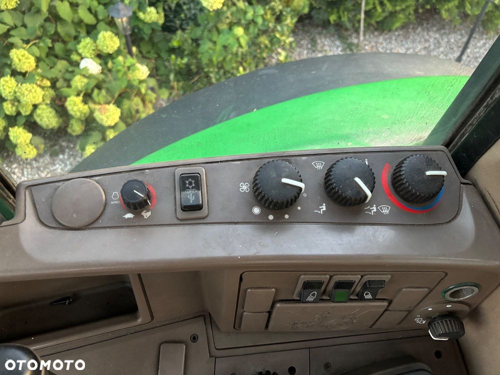 John Deere 6830 - 10