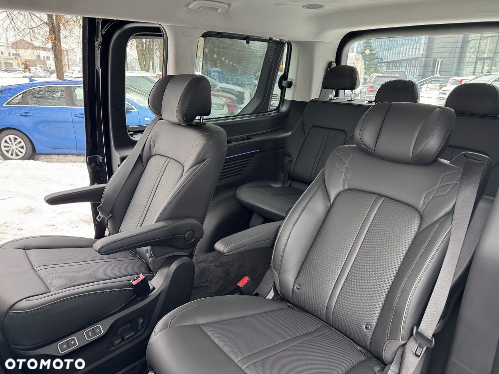 Hyundai Staria 1.6 T-GDI HEV Luxury - 15