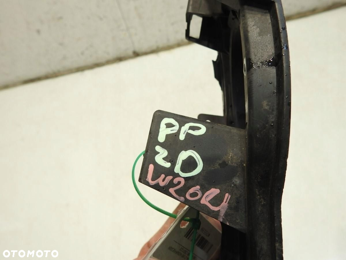 KRATKA ZDERZAKA PRAWY PRZÓD MERCEDES W204 A2048850223 - 2