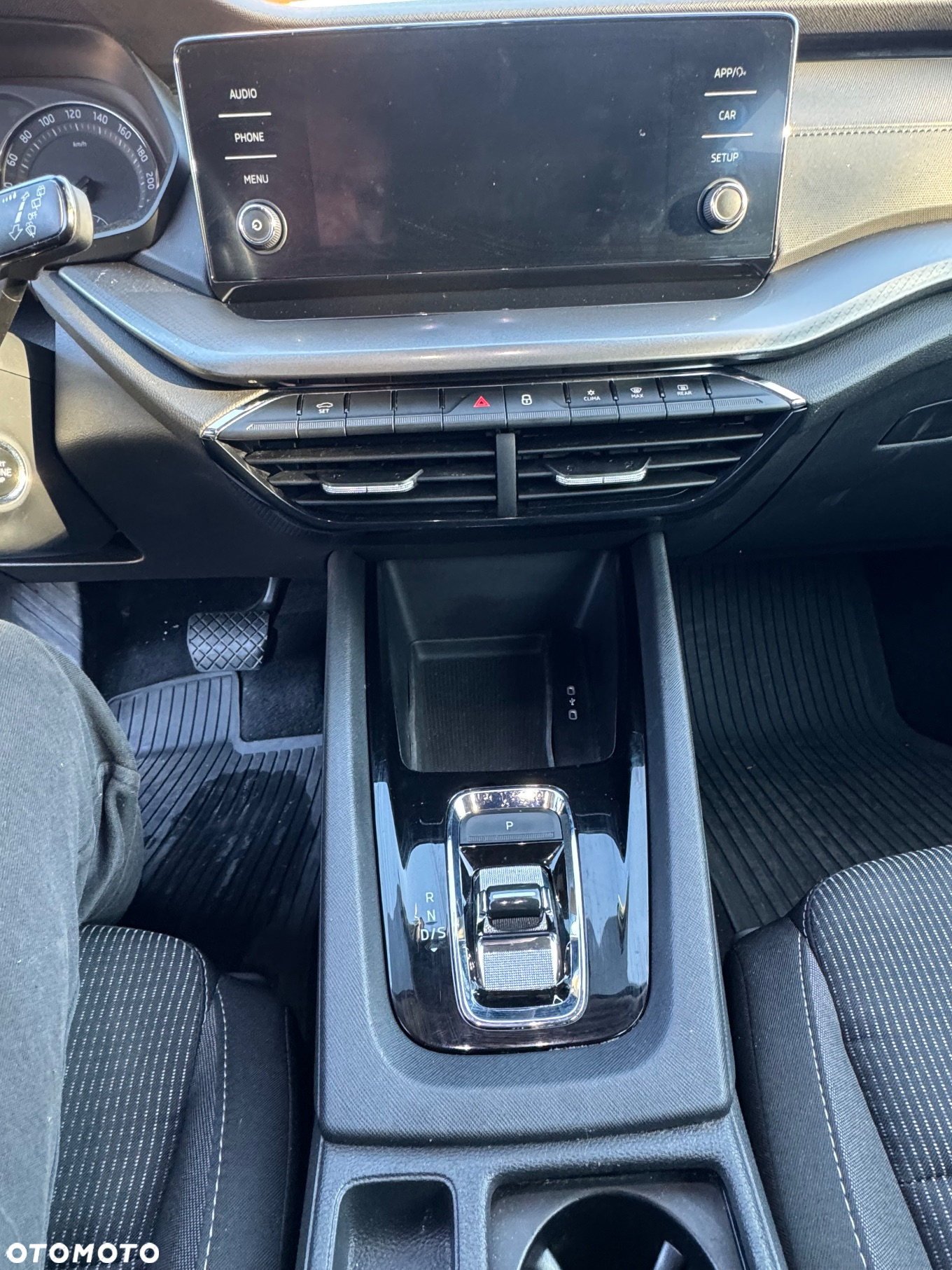 Skoda Octavia 2.0 TDI Ambition DSG - 18