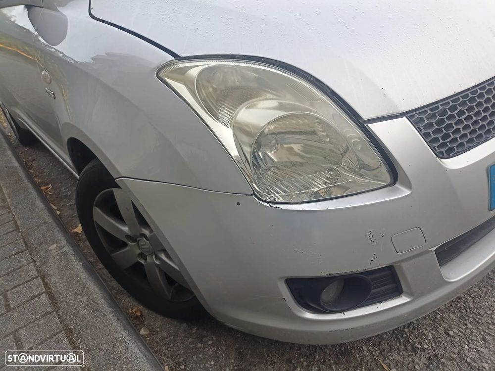 Suzuki Swift 1.3 DDiS GL - 8