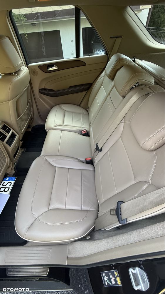 Mercedes-Benz ML - 8