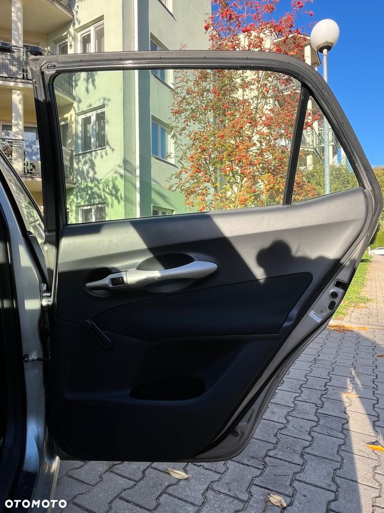 Toyota Auris - 18