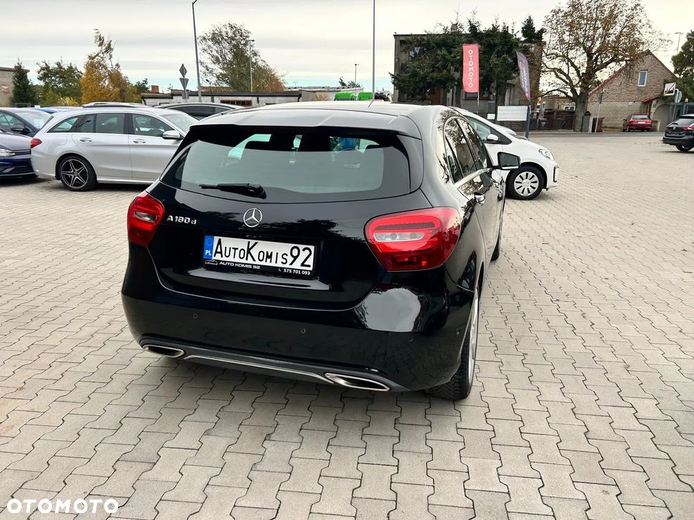 Mercedes-Benz A-Class 2016 photo 5