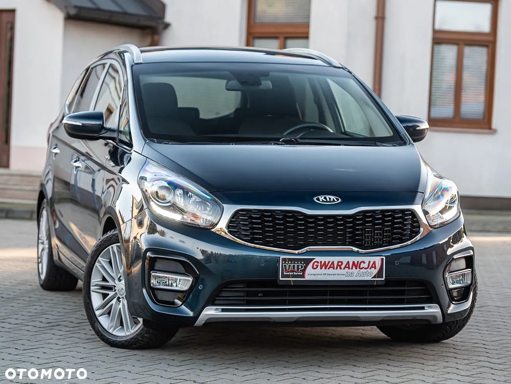 Kia Carens 1.7 CRDi 115 Fifa World Cup Edition - 1