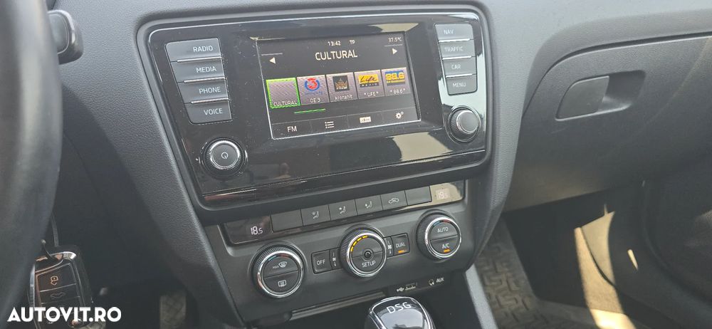 Skoda Octavia 1.6 TDI Ambiente DSG - 22