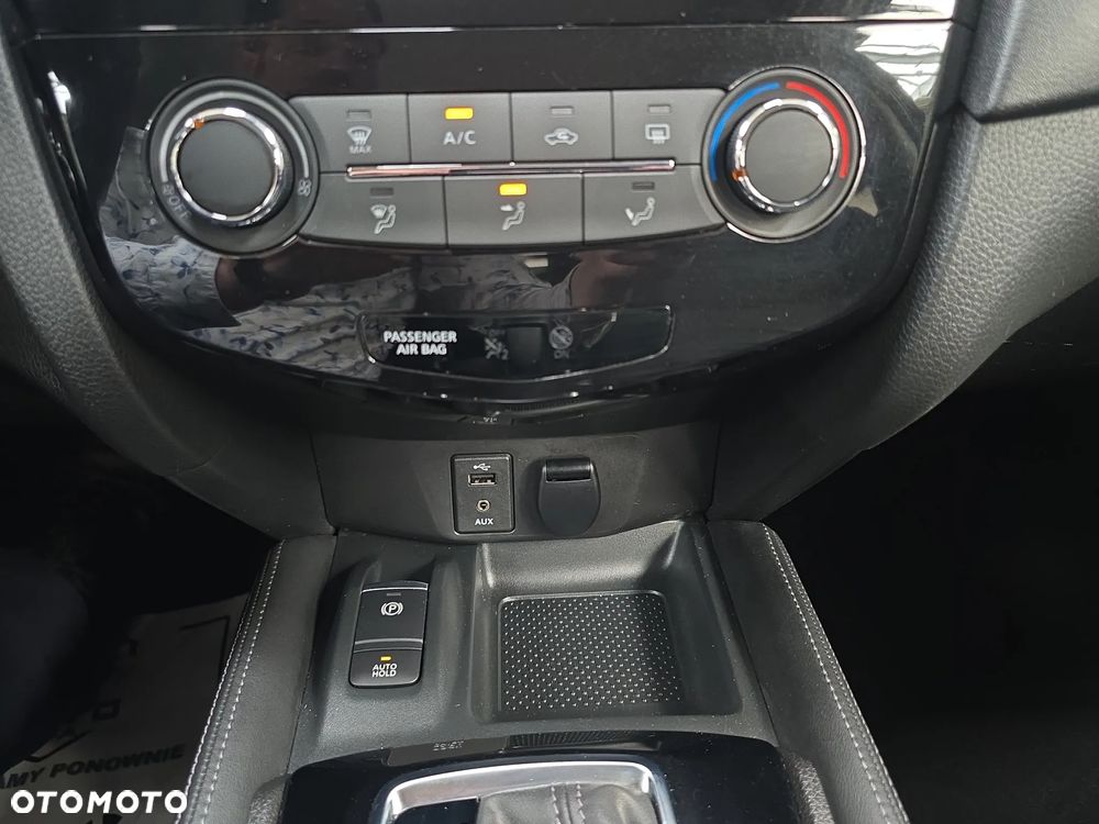 Nissan X-Trail - 25