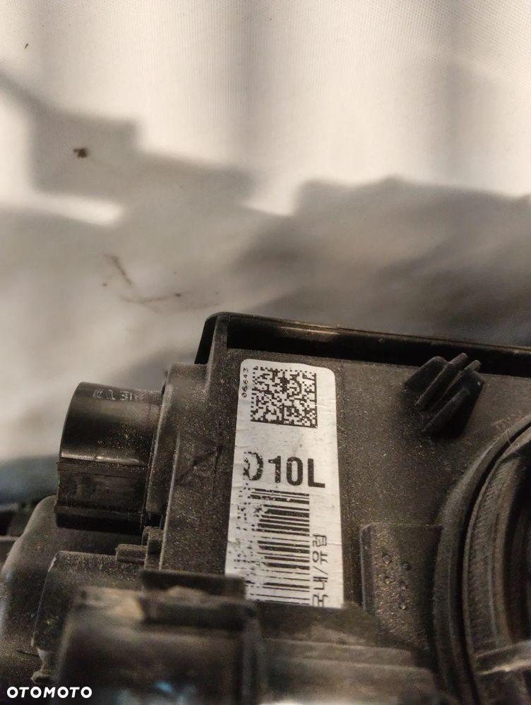 KIA Niro XENON KOMPLET LAMP PRZEDNICH D10R / D10L - 8