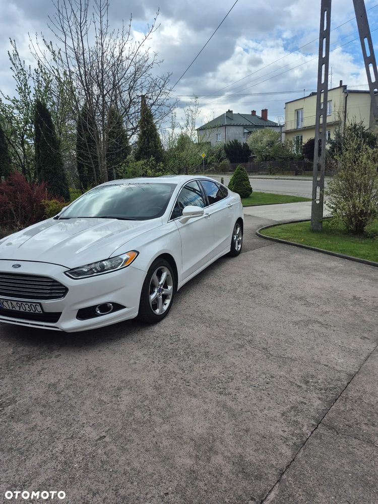 Ford Fusion - 1