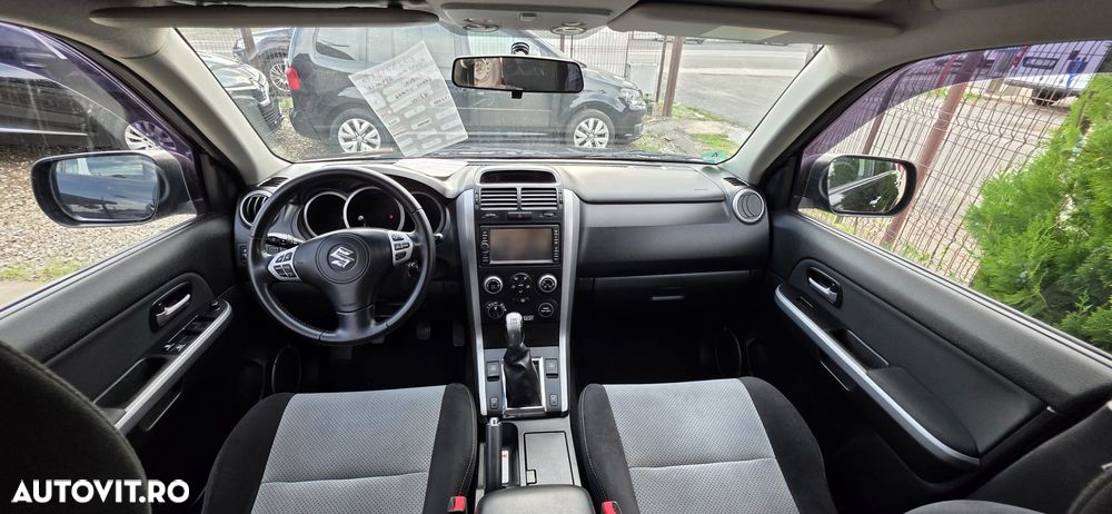 Suzuki Grand Vitara 1.9 DDiS Comfort DPF Limited - 16
