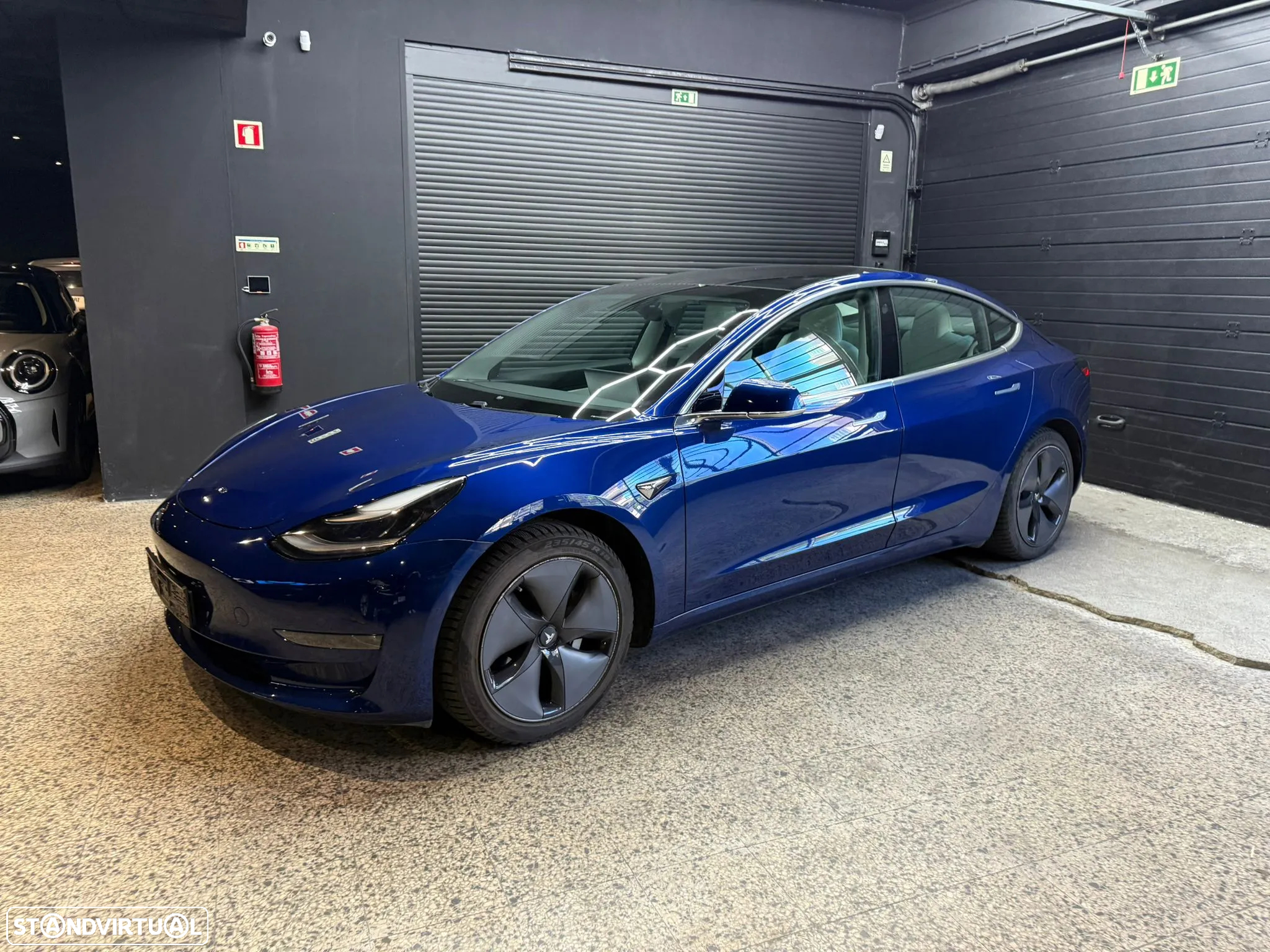 Tesla Model 3 Long-Range Dual Motor AWD - 8