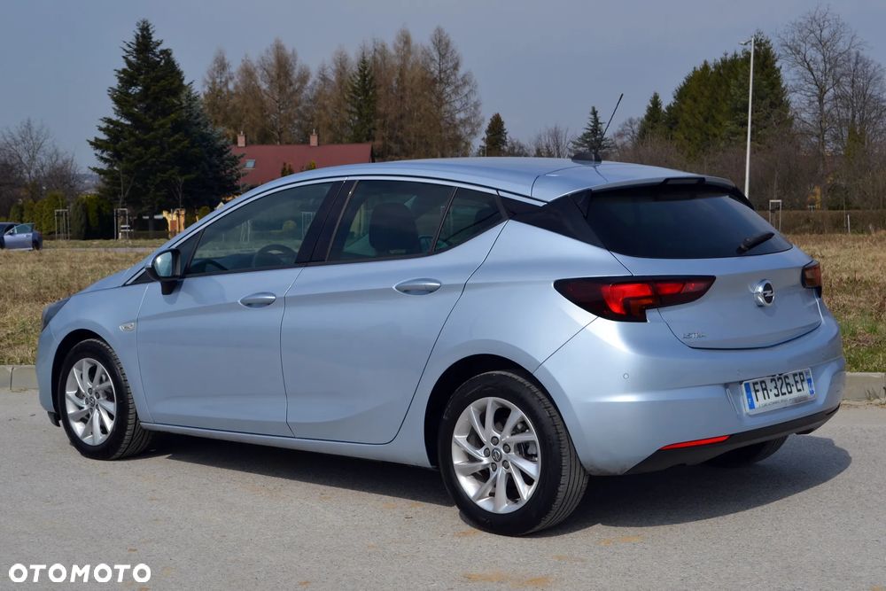 Opel Astra - 2